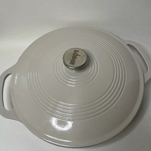 Lodge Dutch Oven 3.1 Qt / White / Almost New